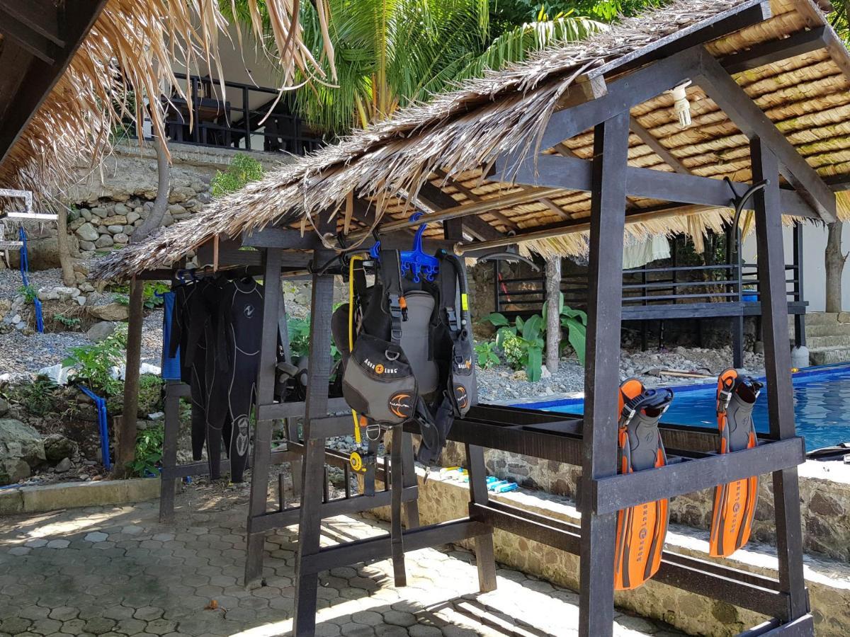 Blue Ribbon Dive Resort Mabini  Esterno foto